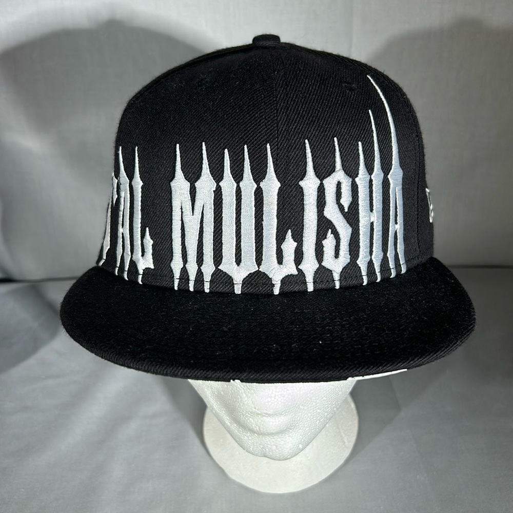 Metal Mullisha hat size 7 1/4